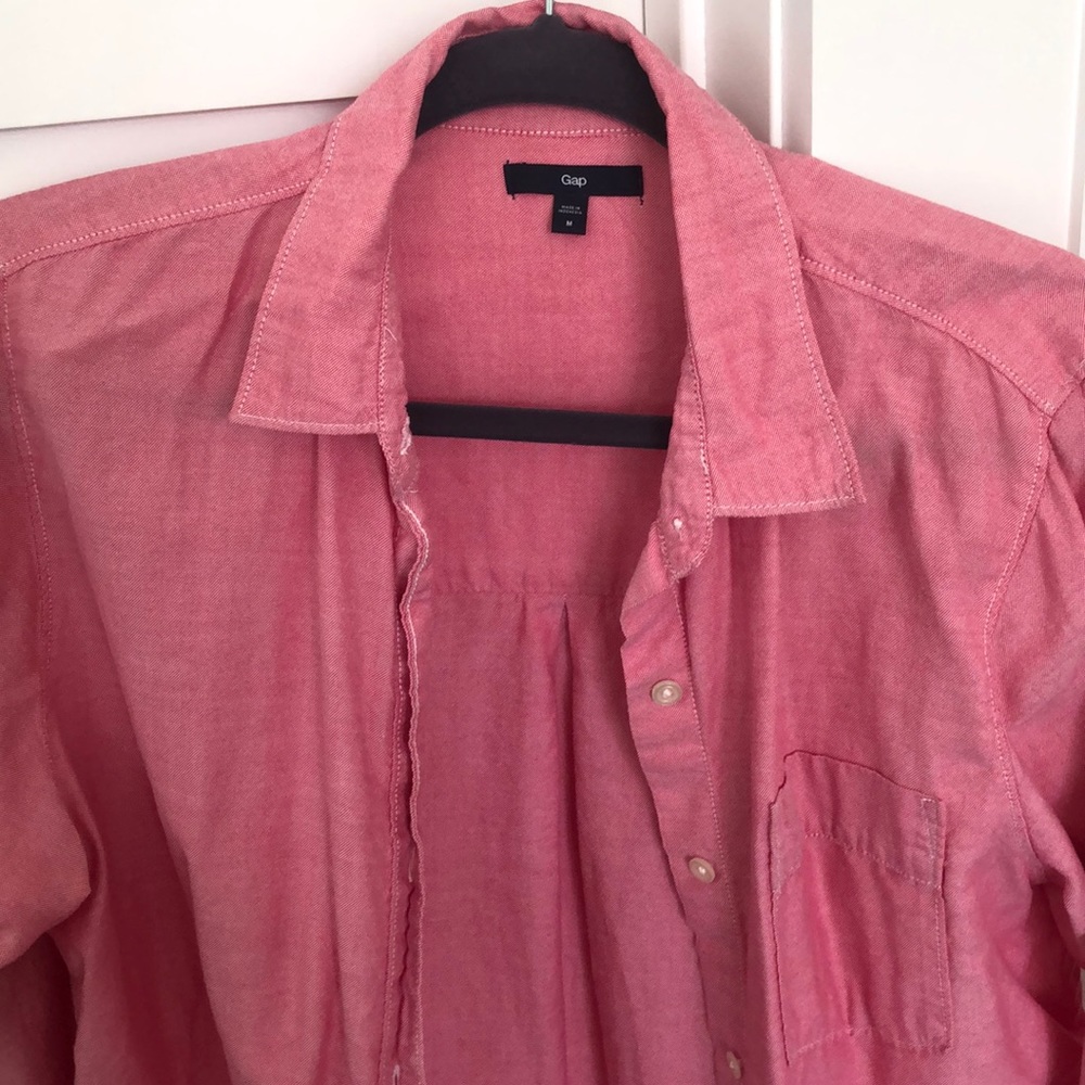 Gap Euc Size Medium Pink Button Down - image 2